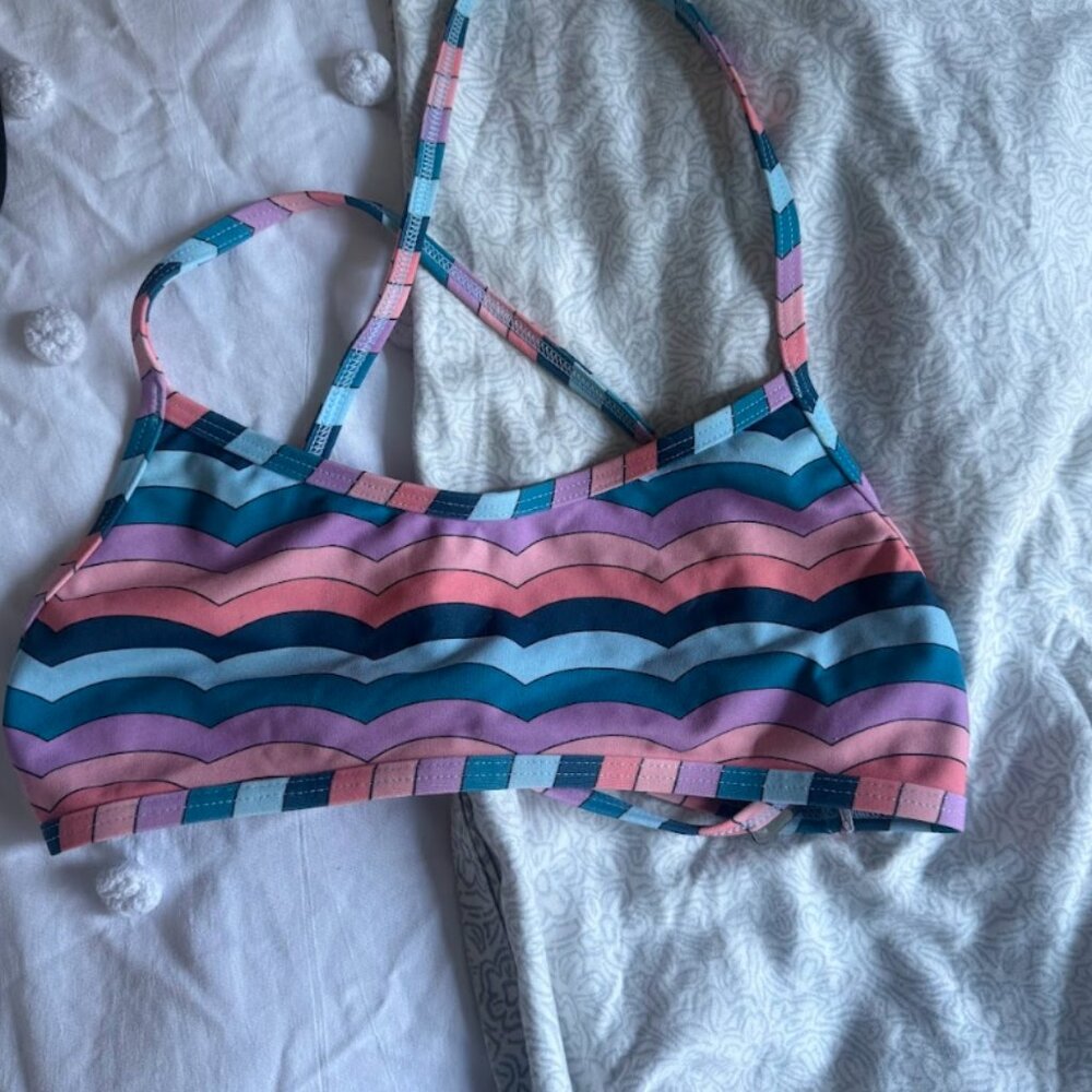 Jolyn Size Small Adrian top patterned